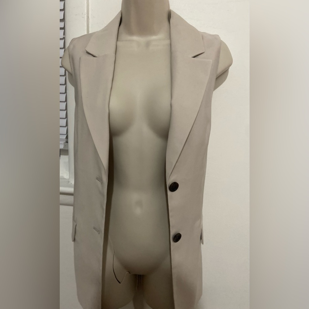 Banana republic trench vest. Like brand new.